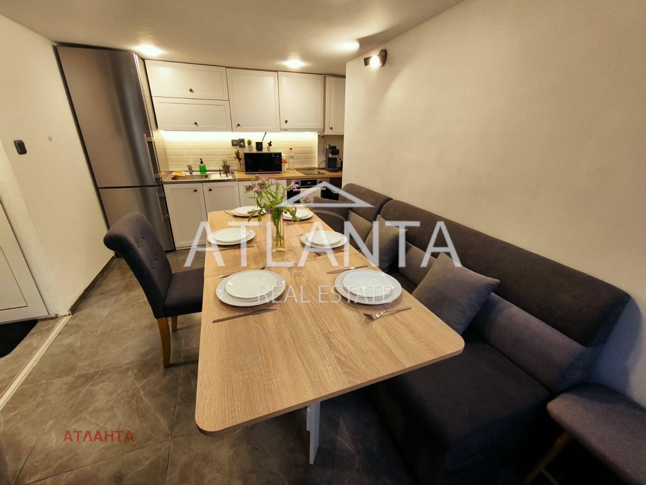 Продава 3-СТАЕН, гр. Варна, Център