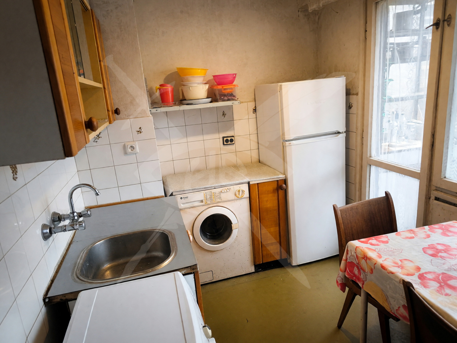 Продава МНОГОСТАЕН, гр. Бургас, Изгрев, снимка 4 - Апартаменти - 56701037
