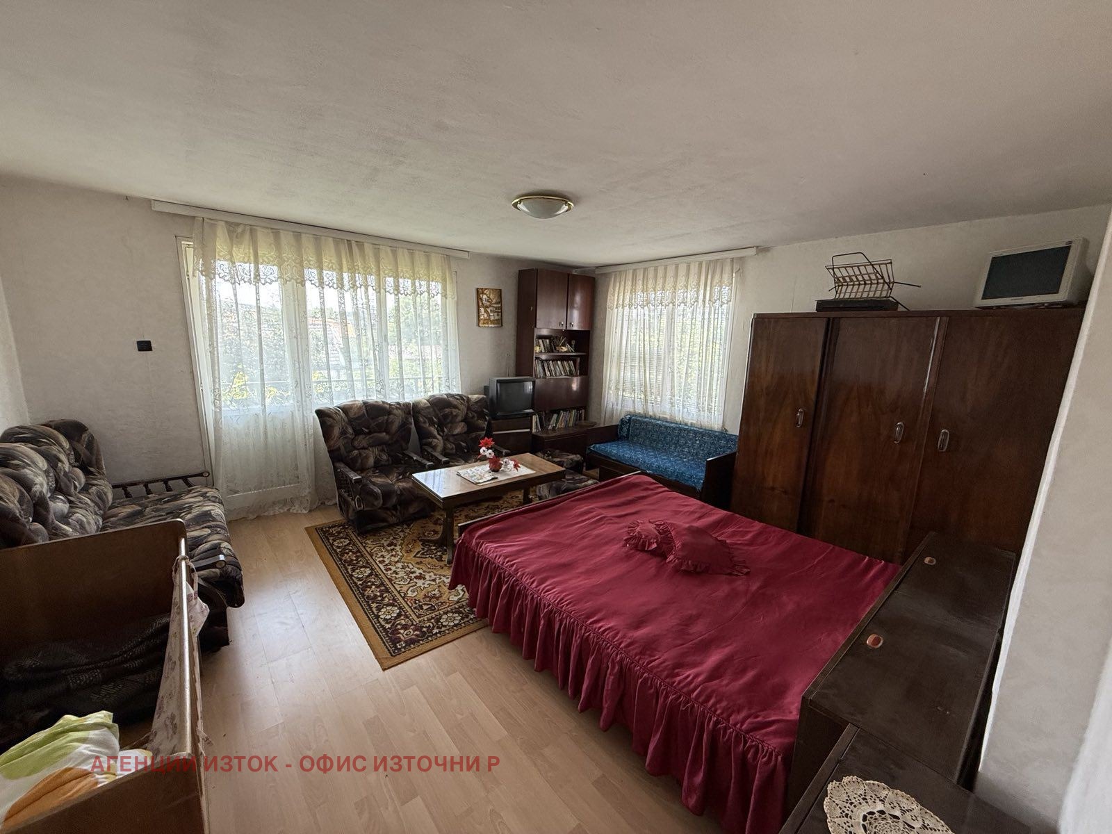 Продава КЪЩА, с. Кладница, област Перник, снимка 8 - Къщи - 54133371