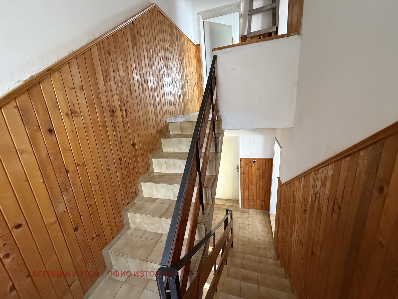 Продава КЪЩА, с. Кладница, област Перник, снимка 9 - Къщи - 54133371