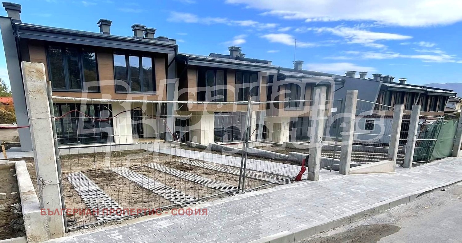 Продава КЪЩА, гр. София, с. Панчарево, снимка 4 - Къщи - 54407729