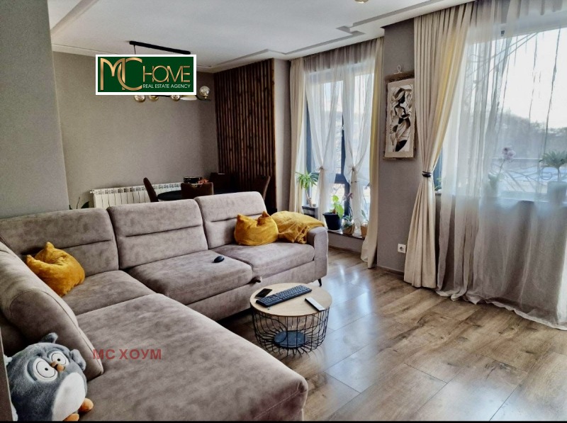 En venta  2 dormitorios Sofia , Lagera , 114 metros cuadrados | 38443444