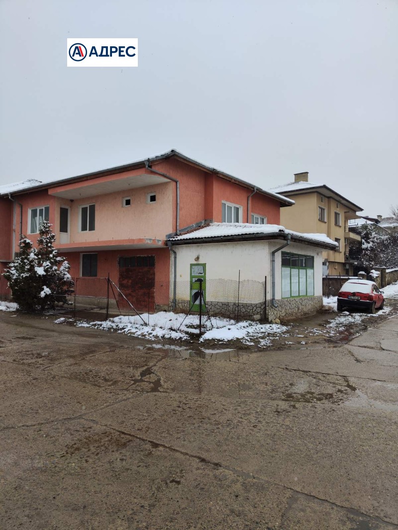 Till salu  Hus region Plovdiv , Karlovo , 284 kvm | 24440704 - bild [6]