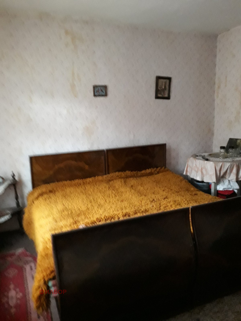 Na sprzedaż  Dom region Pernika , Tran , 80 mkw | 64337027 - obraz [5]