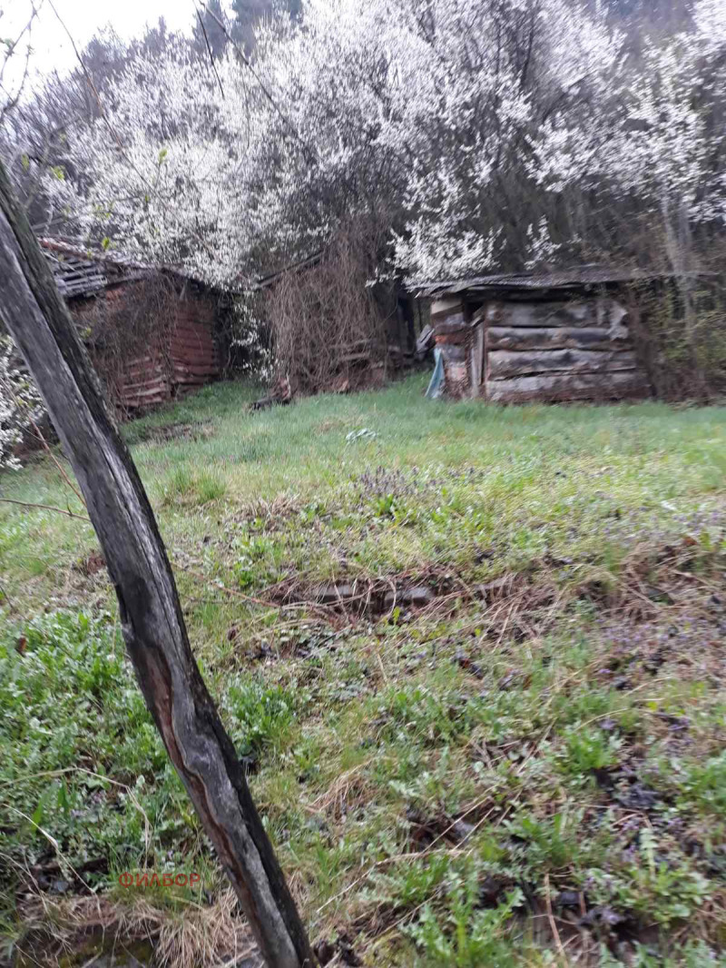 Продава  Къща, област Перник, гр. Трън • 67 990 лв. • ID 94401758 — holmes.bg - [1] 