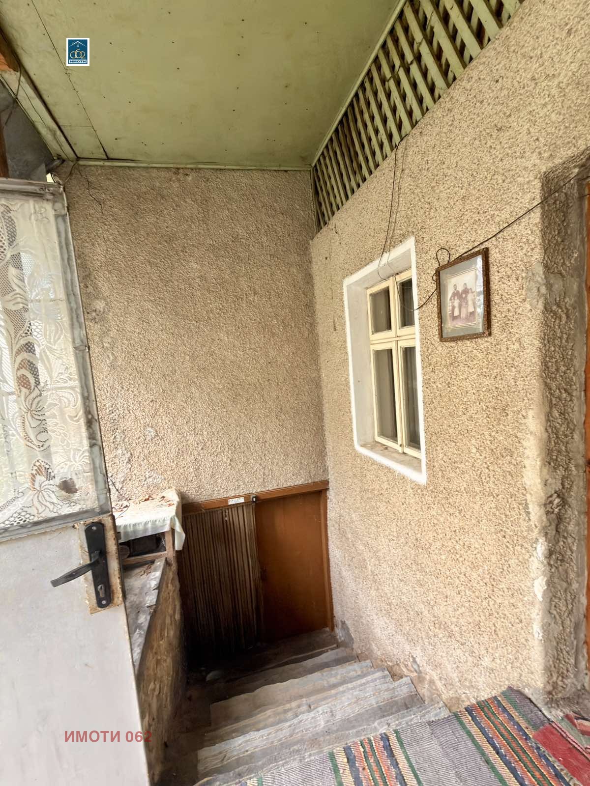 Продава КЪЩА, с. Мерданя, област Велико Търново, снимка 8 - Къщи - 54939906