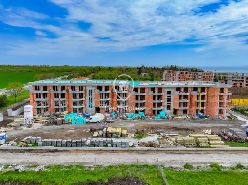 Myytävänä  Studio Burgas , Sarafovo , 44 neliömetriä | 39327818 - kuva [4]