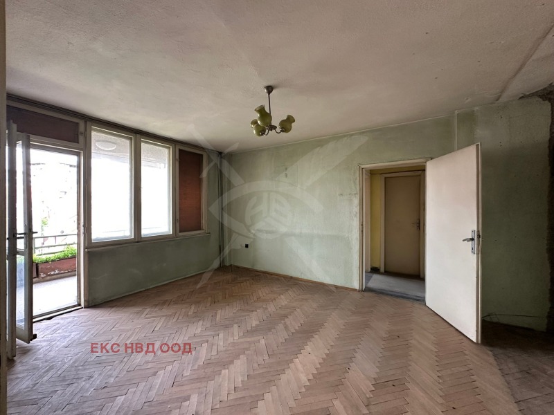 Eladó  2 hálószobás Plovdiv , Kamenica 1 , 100 négyzetméter | 52296006