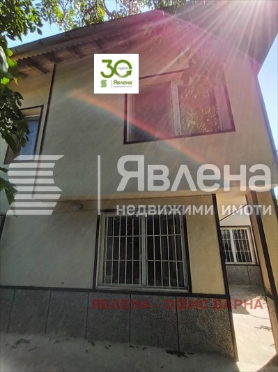 Продава КЪЩА, с. Ветрино, област Варна, снимка 3 - Къщи - 48421566