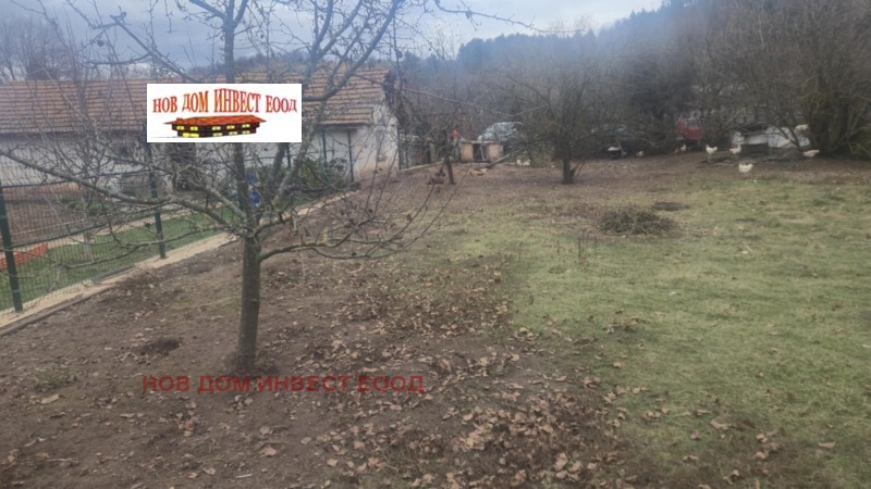 Продава КЪЩА, с. Ноевци, област Перник, снимка 3 - Къщи - 52605303