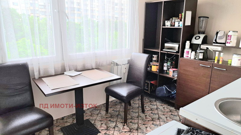 De vânzare  1 dormitor Sofia , Dârvenița , 65 mp | 91901618 - imagine [4]