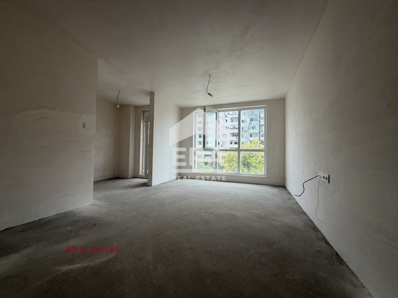 Продава  2-стаен град Пловдив , Тракия , 76 кв.м | 23927642