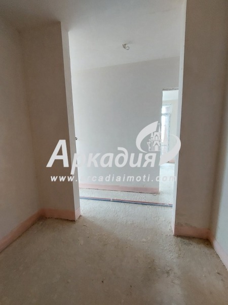 En venta  2 dormitorios Plovdiv , Jristo Smirnenski , 100 metros cuadrados | 12156808 - imagen [8]