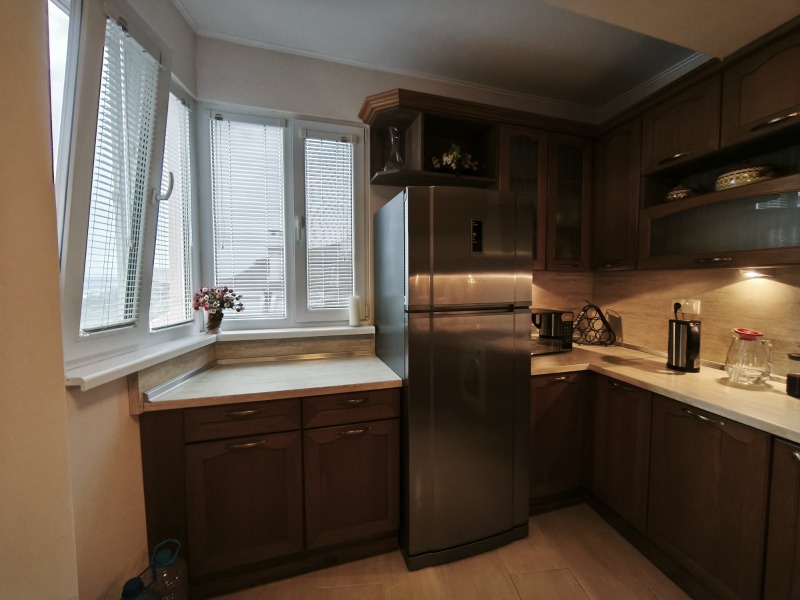 Продава  3-стаен град Варна , Бриз , 130 кв.м | 76114336 - изображение [8]