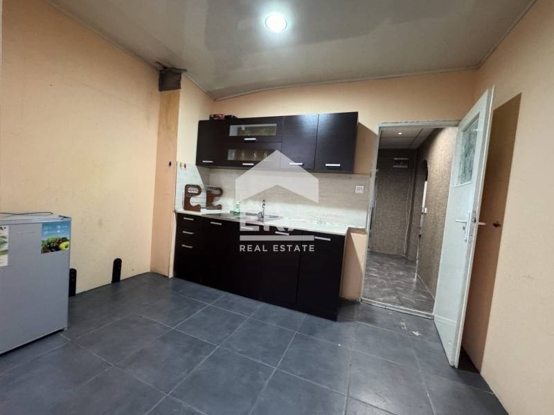 Продава 3-СТАЕН, гр. Силистра, Изток, снимка 3 - Апартаменти - 54226604