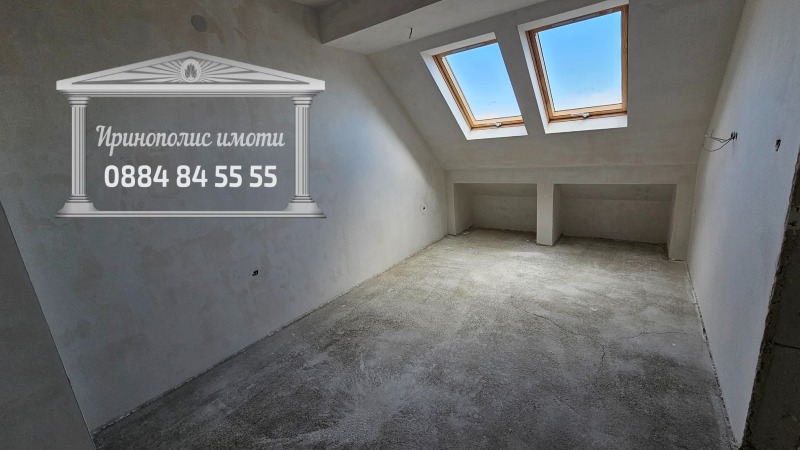 Eladó  Bérlakás Stara Zagora , Kazanski , 141 négyzetméter | 57998300 - kép [7]