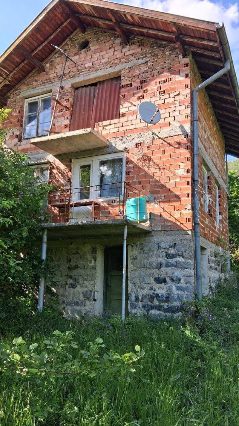 Продава  Къща, област Перник, с. Дивля • 80 000 лв. • ID 98419518 — holmes.bg - [1] 