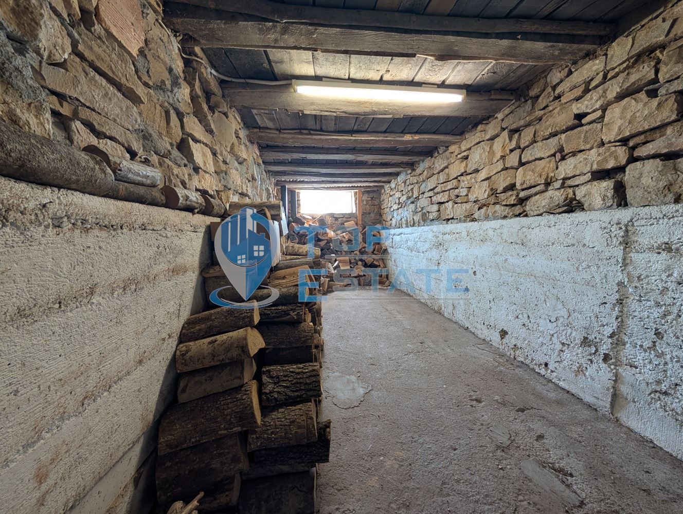 Продава КЪЩА, с. Раданово, област Велико Търново, снимка 12 - Къщи - 54023924