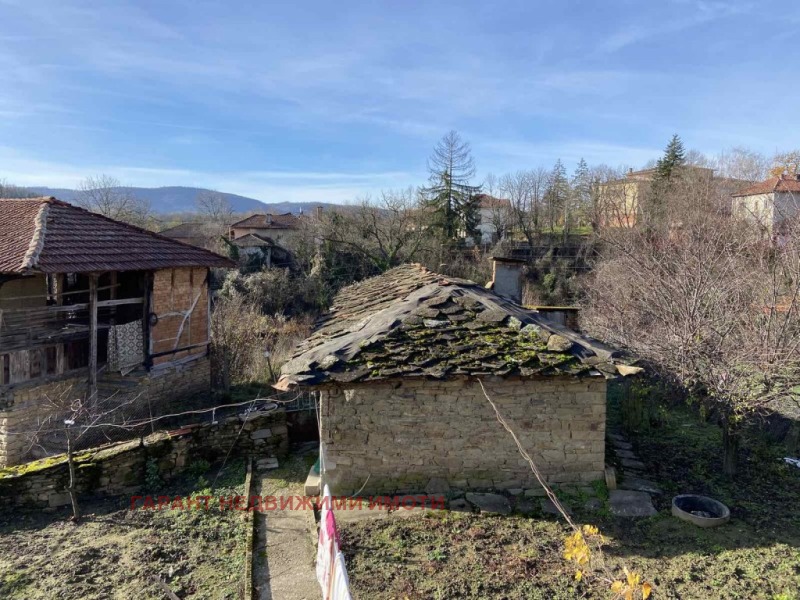 Продава КЪЩА, с. Ловнидол, област Габрово, снимка 3 - Къщи - 53412376