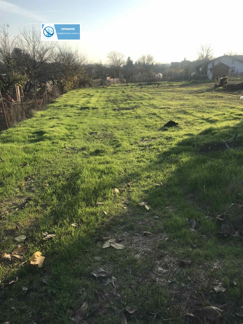 Продава ПАРЦЕЛ в област Русе, с. Червена вода - 1000 кв.м / 28 500 € » 55 741.16 лв., Гарвалов