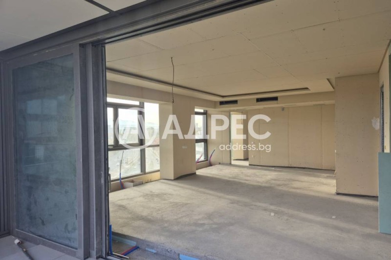 Eladó  3+ hálószoba Sofia , Centar , 260 négyzetméter | 98516661 - kép [9]