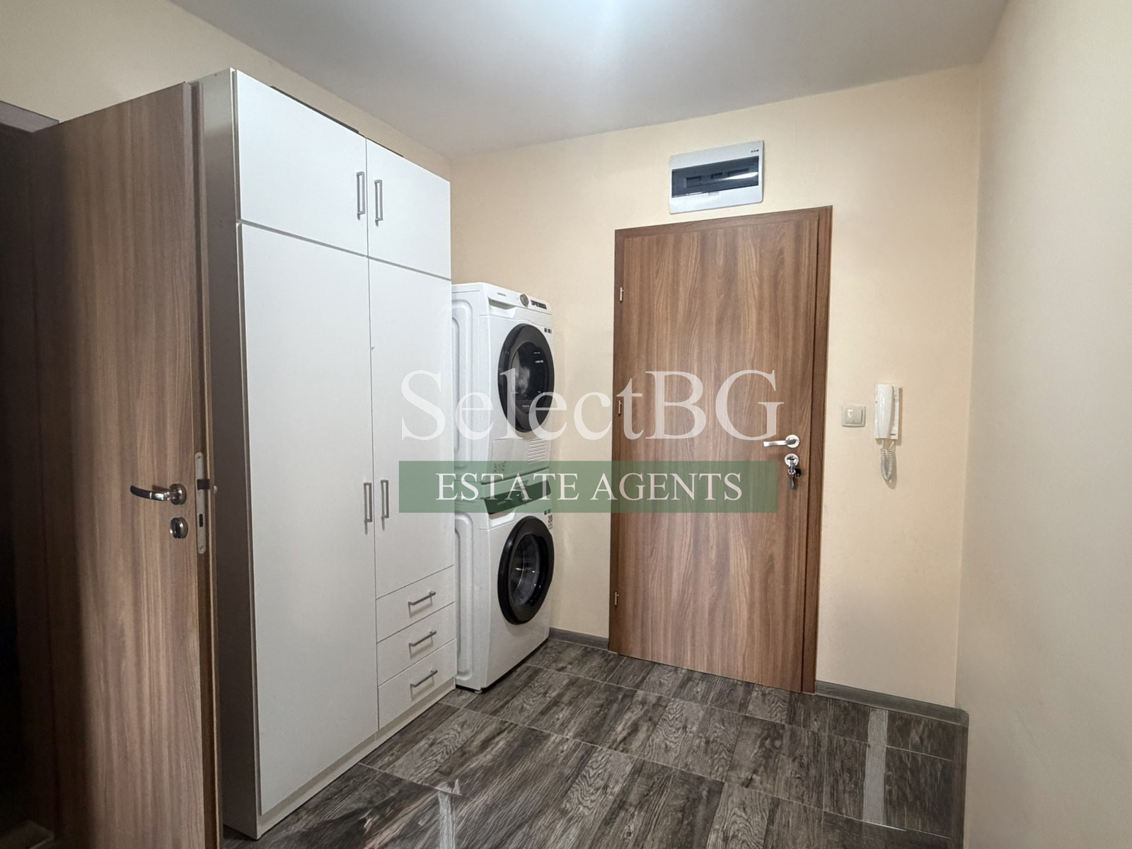 Продава 3-СТАЕН, гр. Велико Търново, Център, снимка 11 - Апартаменти - 54353813