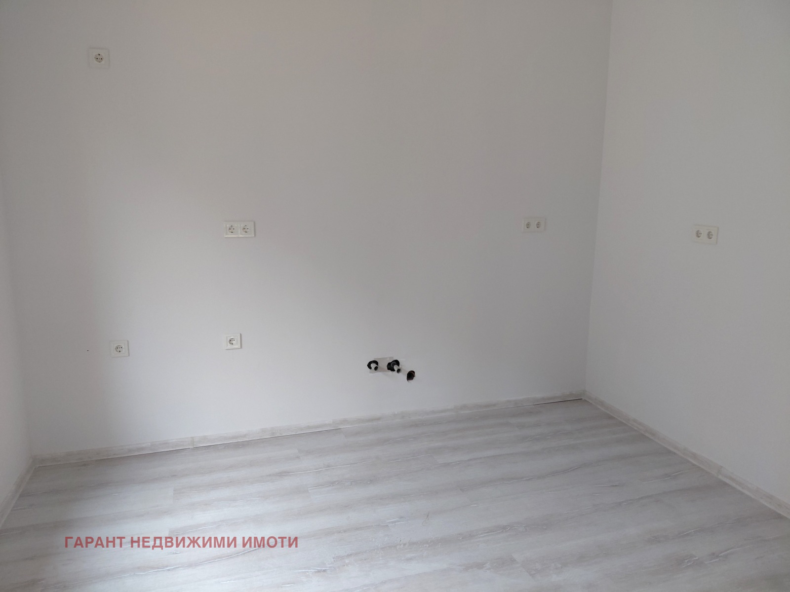 Продава КЪЩА, гр. Габрово, Център, снимка 2 - Къщи - 52981854