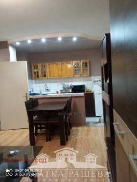 2 bedroom Vazrazhdane, Burgas 2