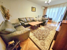 2 Schlafzimmer Mladost 4, Sofia 1