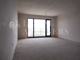 Продава 3-стаен град Варна Виница - [1] 