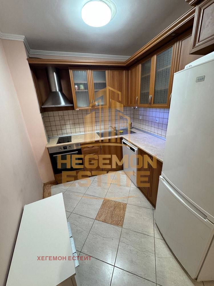 Продава 3-СТАЕН, гр. Варна, Център, снимка 3 - Апартаменти - 55740164