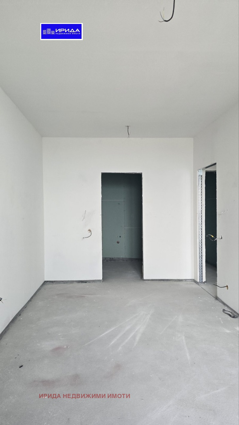 Myytävänä  3+ makuuhuone Sofia , Krastova vada , 224 neliömetriä | 45687256 - kuva [12]