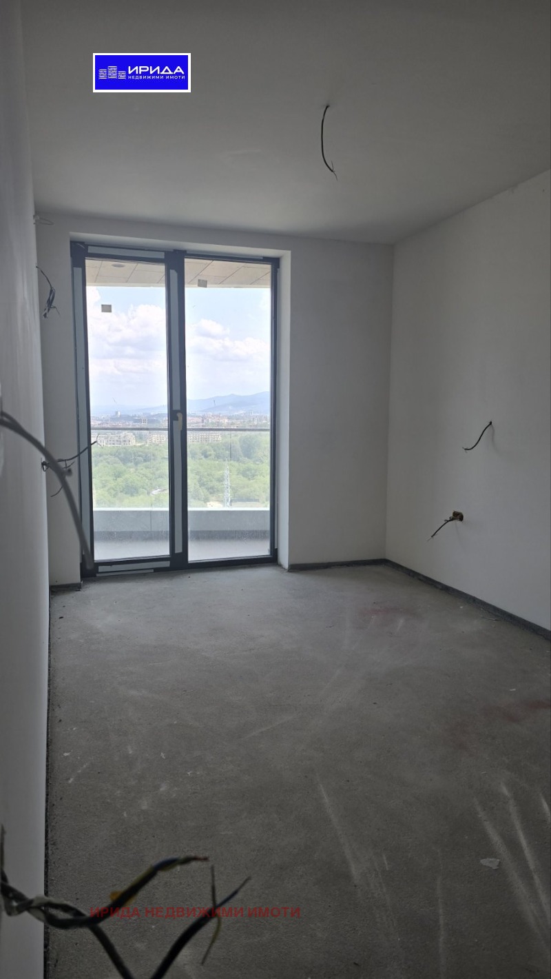Myytävänä  3+ makuuhuone Sofia , Krastova vada , 224 neliömetriä | 45687256 - kuva [13]