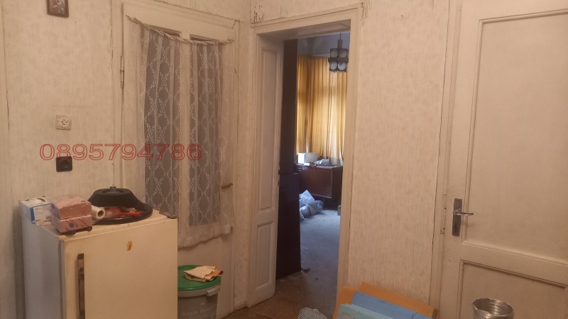 Продава ЕТАЖ ОТ КЪЩА, гр. Кърджали, Център, снимка 14 - Етаж от къща - 52786536