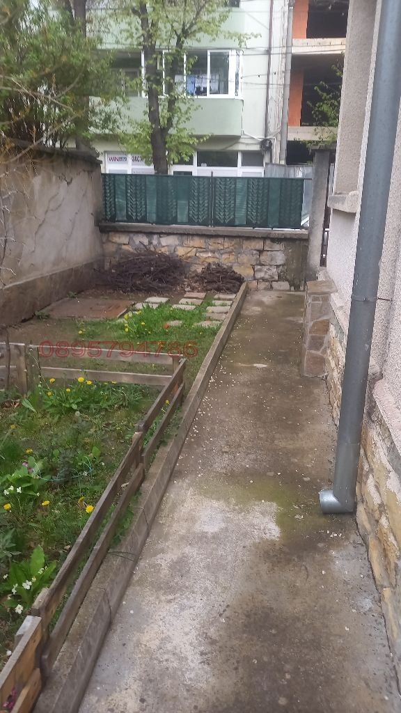 Продава ЕТАЖ ОТ КЪЩА, гр. Кърджали, Център, снимка 13 - Етаж от къща - 52786536