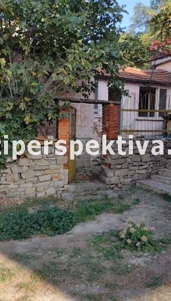 Продава КЪЩА, гр. Пловдив, Център, снимка 1 - Къщи - 49252625