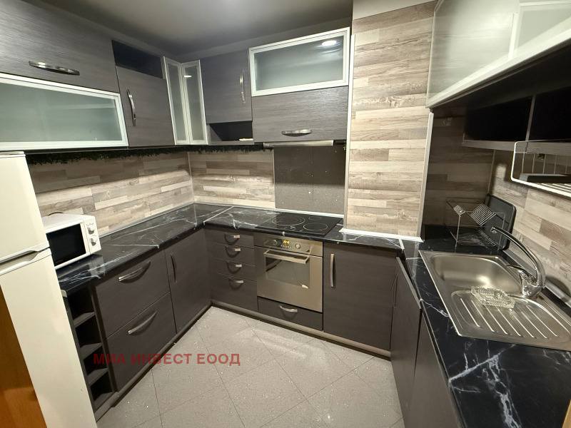 Продава 4-СТАЕН в град Враца, Център - 96 кв.м / 153 000 € » 299 241.99 лв., МИА ИНВЕСТ ЕООД