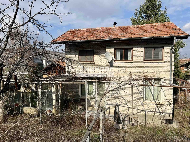 Продава КЪЩА в област Пловдив, с. Гълъбово - 146 кв.м / 160 000 € » 312 932.80 лв., КОНДОР - НЕДВИЖИМИ ИМОТИ