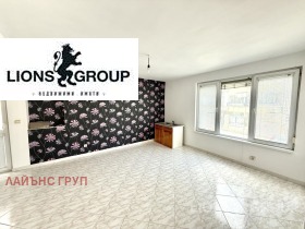 3+ Schlafzimmer Zweten kwartal, Warna 3