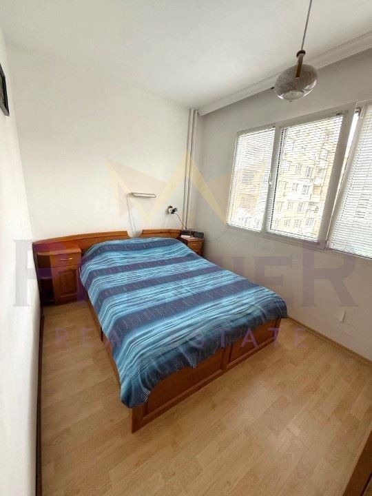 Til salgs  1 soverom Sofia , Mladost 4 , 47 kvm | 54519027 - bilde [3]