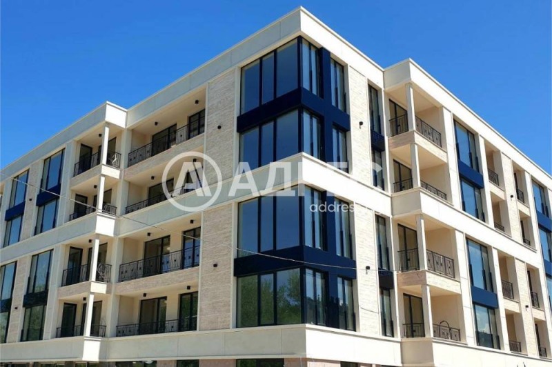 Na sprzedaż  1 sypialnia Plowdiw , Zapaden , 63 mkw | 31120040