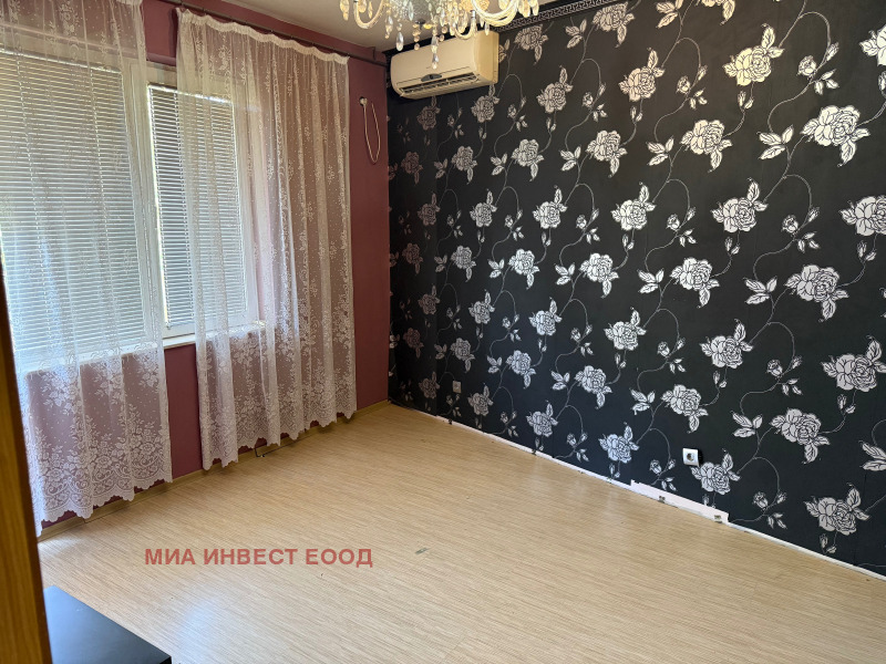 De vânzare  3 dormitoare Vrața , Țentâr , 96 mp | 52875977 - imagine [9]