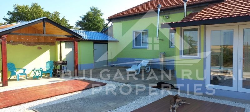 Продава  Къща област Добрич , с. Нова Камена , 100 кв.м | 67037035 - изображение [2]