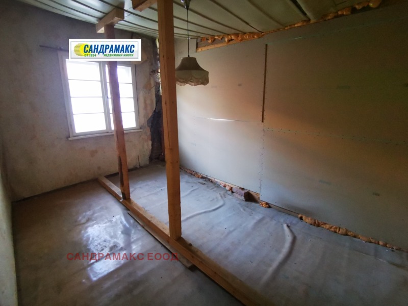 Продава КЪЩА, гр. Велико Търново, Център, снимка 4 - Къщи - 52550574