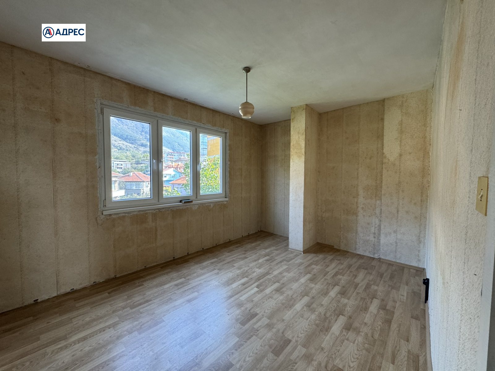 Продава 3-СТАЕН, гр. Карлово, област Пловдив, снимка 2 - Апартаменти - 52220352
