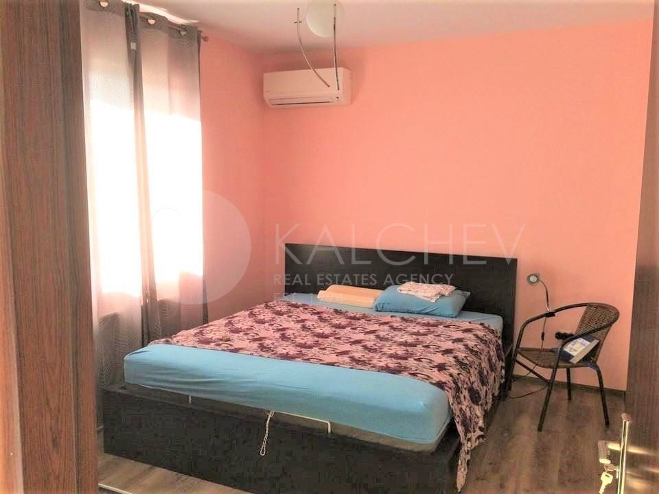 Продава КЪЩА, с. Горен чифлик, област Варна, снимка 5 - Къщи - 53688771