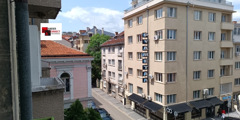 Продава  2-стаен град София , Център , 73 кв.м | 75339488 - изображение [4]