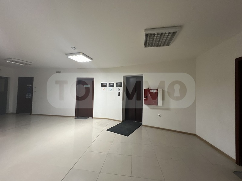En venta  Oficina Varna , Operata , 47 metros cuadrados | 21158541 - imagen [3]