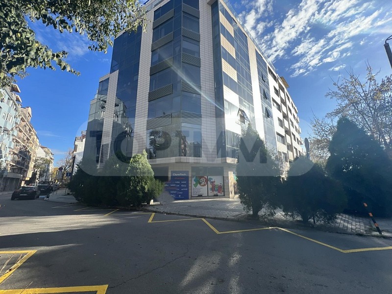 En venta  Oficina Varna , Operata , 47 metros cuadrados | 21158541