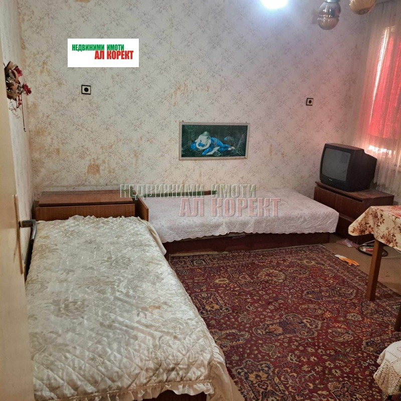 Продава  Къща област Варна , гр. Белослав , 240 кв.м | 15402316 - изображение [2]